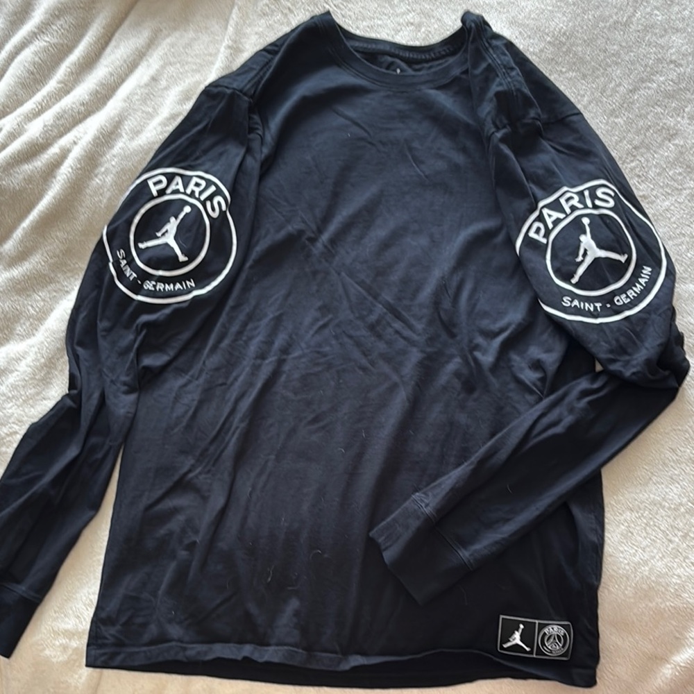 Nike Air Jordan Men’s PSG Long Sleeve T-Shirt Paris Saint Germain